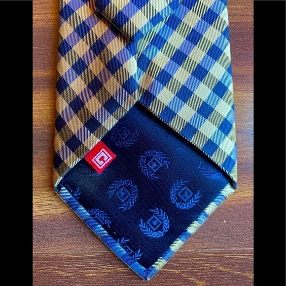 CHAPS Blue Yellow Striped Silk Necktie - Picture 5 of 9